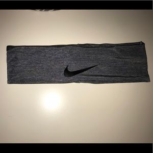 Nike headband